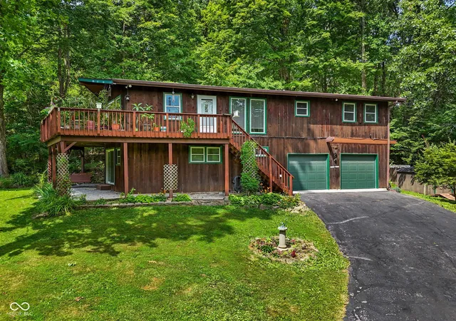 Photo 1 of Sale Pending at 3731 E Rembrandt Dr, Martinsville, IN 46151 | MLS# 22103672 | Listing updated on 2026-08-11
