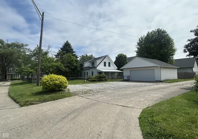 2nd image of 918 Elm St, Indianapolis, IN 46203 | MLS# 22103673