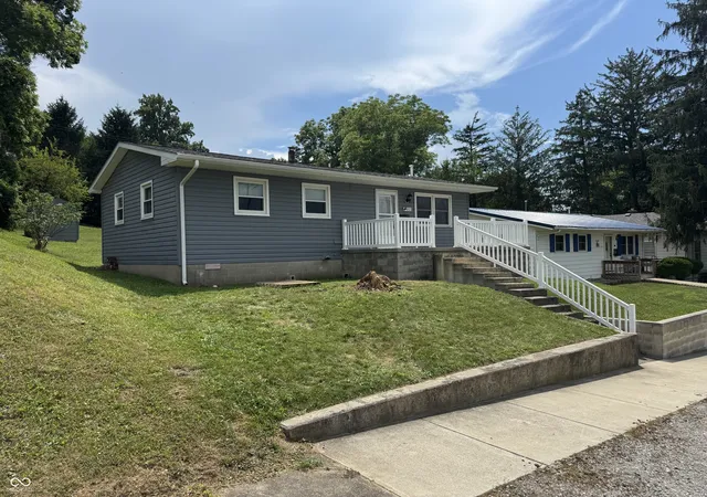 1st image of 905 E Summit St, Attica, IN 47918 | MLS# 22103698