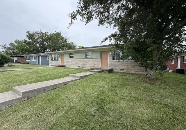 2nd image of 2413 N Bolton Ave, Indianapolis, IN 46218 | MLS# 22103729