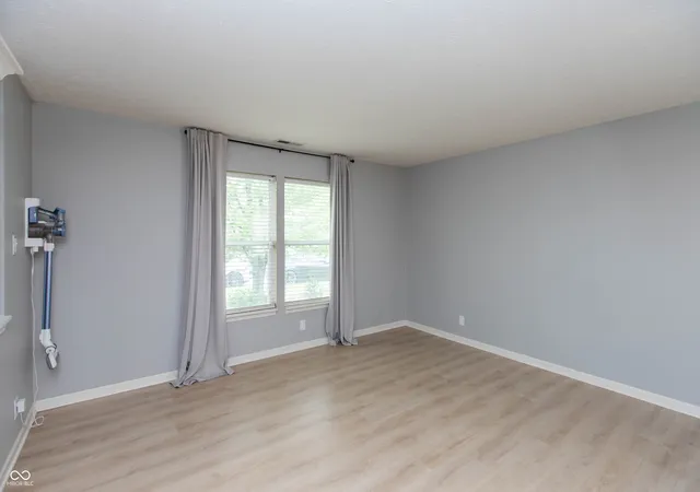 4th image of 11654 Eldridge Dr, Indianapolis, IN 46235 | MLS# 22103736