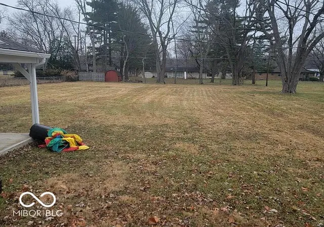 3rd image of 70 E Southport Rd, Indianapolis, IN 46227 | MLS# 22103740