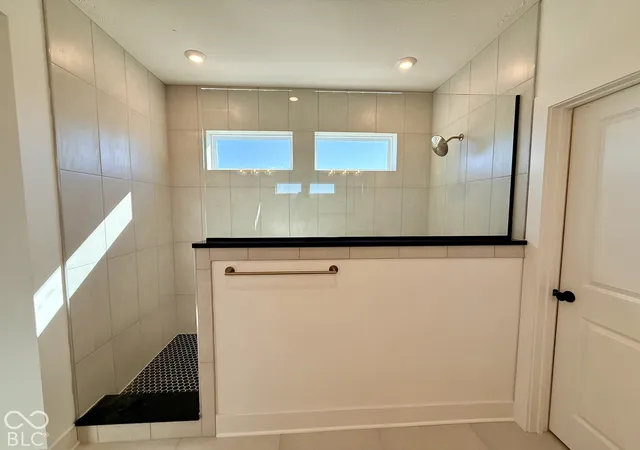 Photo 4 of Single family home for sale at 15955 Vitalize Run, Fishers, IN | MLS# 22103758 | Listing updated on 2026-10-27