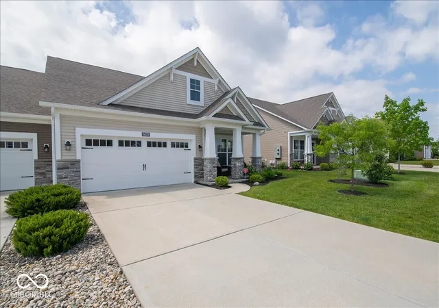 3rd image of 6025 Bunton Dr, Indianapolis, IN 46237 | MLS# 22103806
