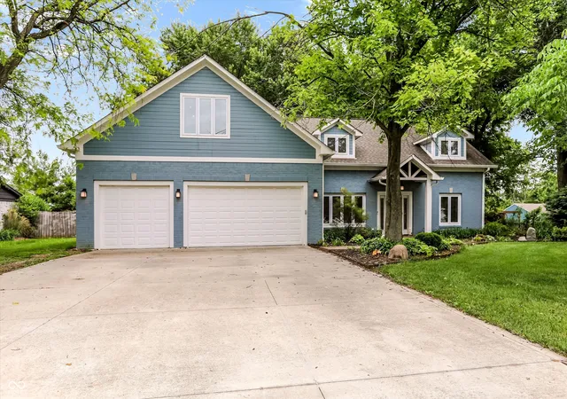 Homes for sale in Fishers, IN | 12604 Markay Dr, Fishers, IN 46038 | MLS# 22103811
