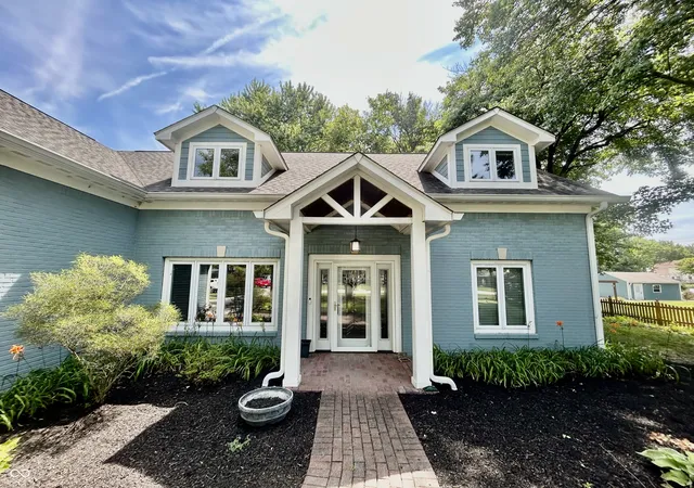 Photo 2 of Single family home for sale at 12604 Markay Dr, Fishers, IN 46038 | MLS# 22103811 | Listing updated on 2026-09-04