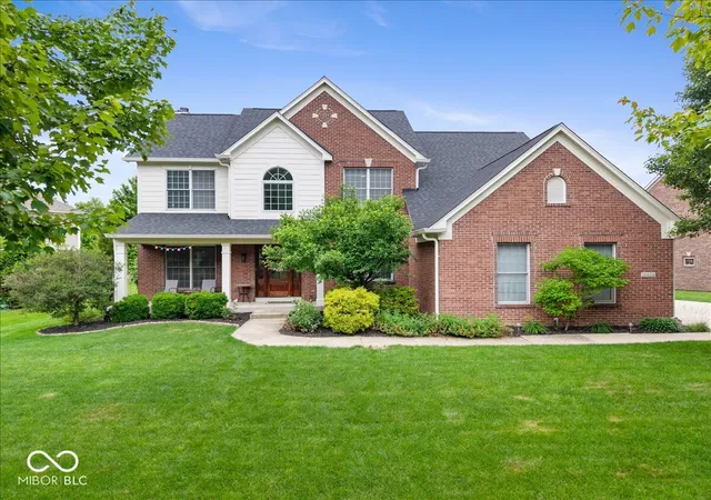 1st image of 16424 Stony Ridge Dr, Noblesville, IN 46060 | MLS# 22103813