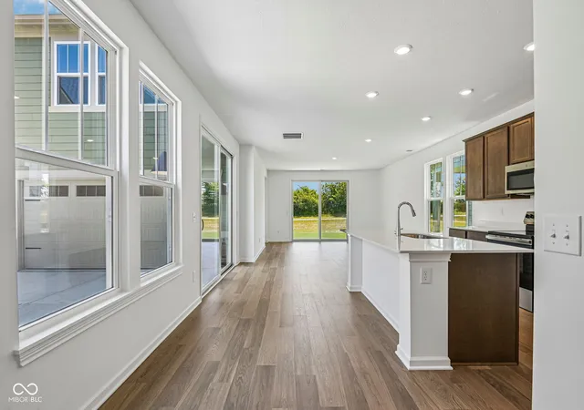 Photo 2 of Sale Pending at 7433 Peristyle Ln, Mc Cordsville, IN 46055 | MLS# 22103820 | Listing updated on 2026-08-08