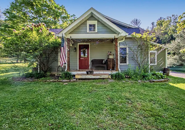 Homes for sale in Morgantown, IN | 8563 N Lick Creek Rd, Morgantown, IN 46160 | MLS# 22103827
