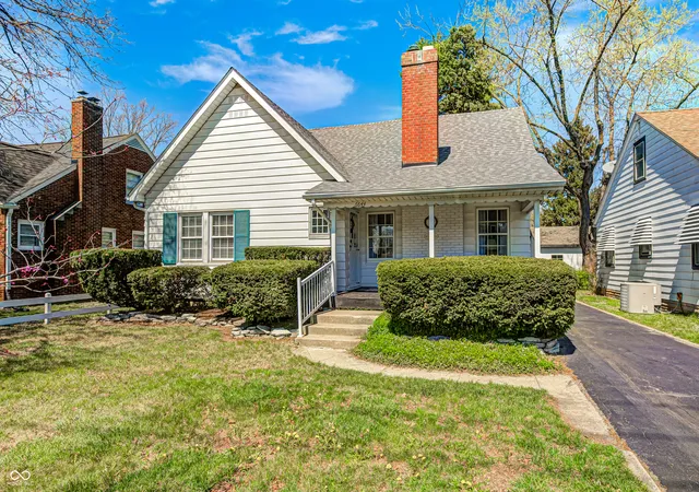 1st image of 6644 E Washington St, Indianapolis, IN 46219 | MLS# 22103876
