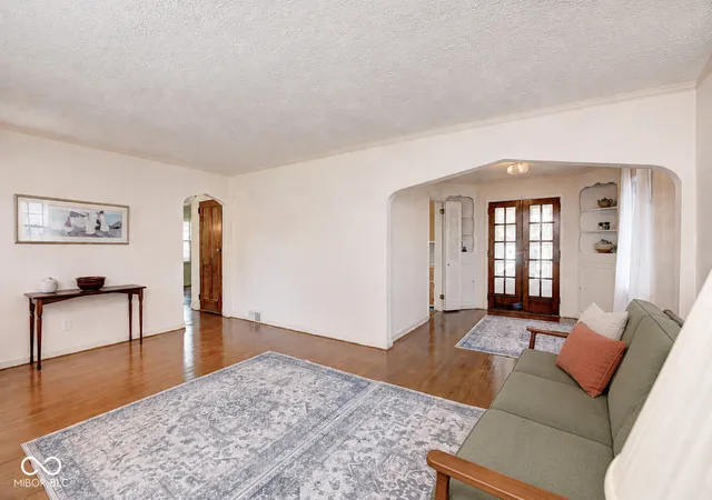 4th image of 6644 E Washington St, Indianapolis, IN 46219 | MLS# 22103876