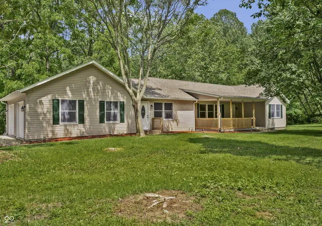 Homes for sale in Paris Crossing, IN | 9460 S County Road 550 W, Paris Crossing, IN 47270 | MLS# 22103911