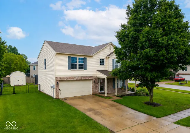 Homes for sale in Indianapolis, IN | 5537 Front Point Ct, Indianapolis, IN 46237 | MLS# 22103969