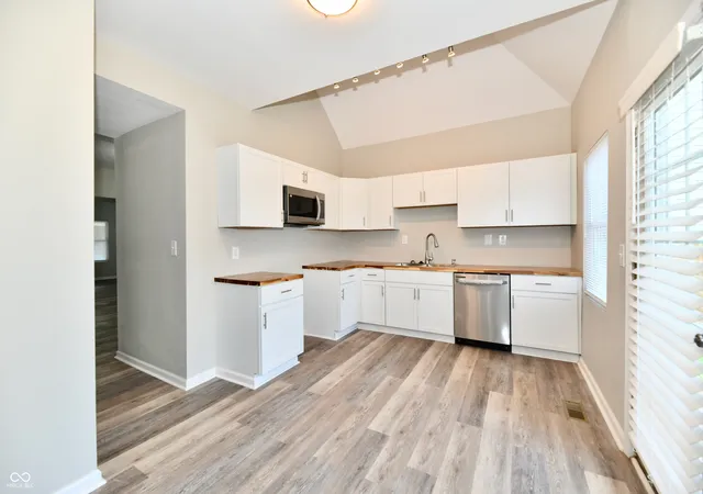 4th image of 828 S Randolph St, Indianapolis, IN 46203 | MLS# 22104021