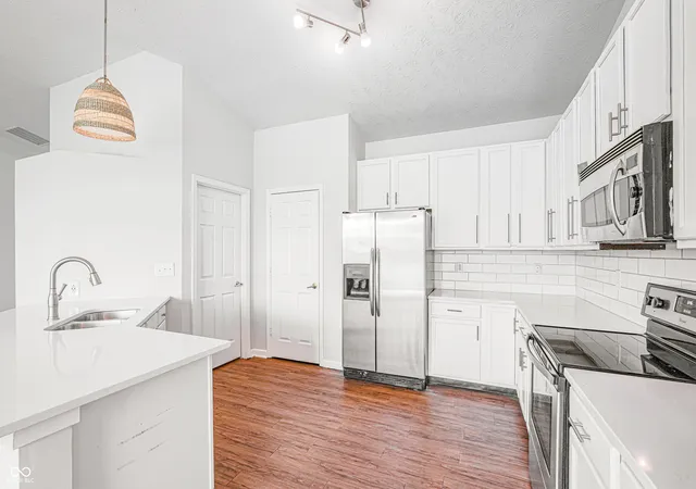 2nd image of 2082 Lawrin Ct, Indianapolis, IN 46234 | MLS# 22104080