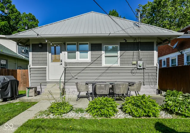 Homes for sale in Indianapolis, IN | 4231 Sunset Ave, Indianapolis, IN 46208 | MLS# 22104122