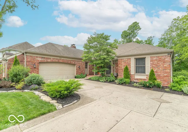 4th image of 2280 Woodsway Dr, Greenwood, IN 46143 | MLS# 22104147