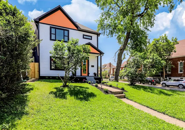 3rd image of 1401 Woodlawn Ave, Indianapolis, IN 46203 | MLS# 22104185