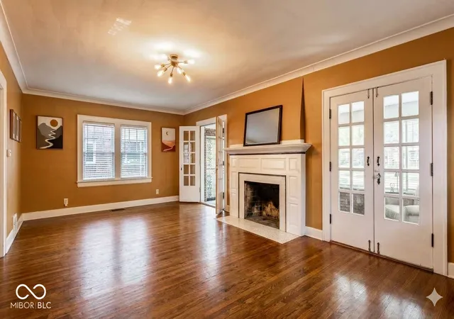 4th image of 215 Berkley Rd, Indianapolis, IN 46208 | MLS# 22104211