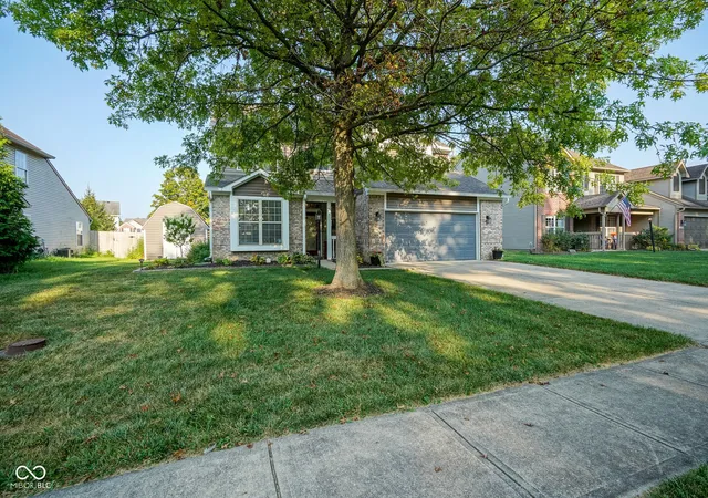 2nd image of 12854 Sweet Briar Pkwy, Fishers, IN 46038 | MLS# 22104215