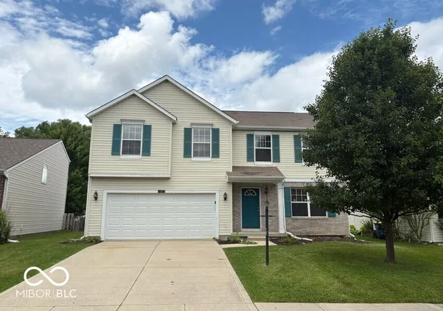 Photo 1 of Single family home for sale at 12272 Carriage Stone Dr, Fishers, IN 46037 | MLS# 22104220 | Listing updated on 2026-09-02