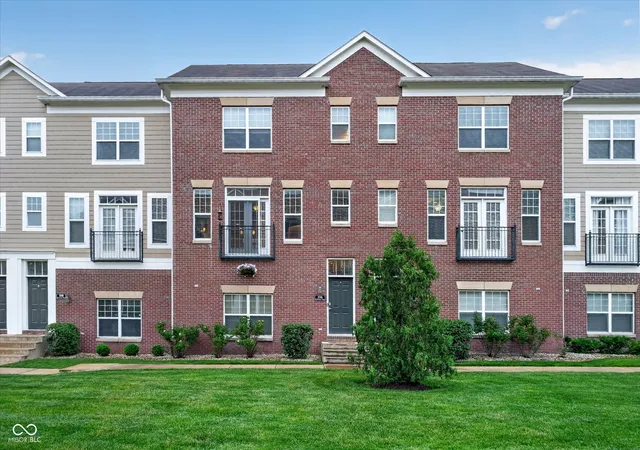 1st image of 336 Neuman Wy #9E, Carmel, IN 46032 | MLS# 22104231
