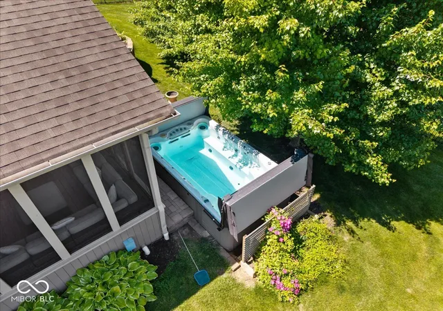 Photo 2 of Single family home for sale at 9661 Wading Crane Ave, Fishers, IN 46055 | MLS# 22104237 | Listing updated on 2026-09-27