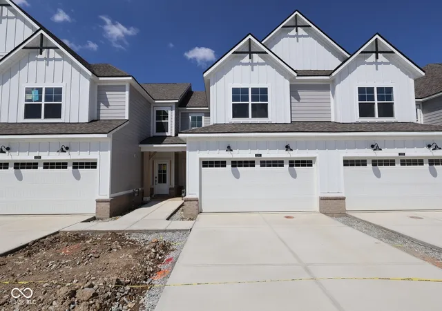 2nd image of 11244 Hobbsbrook Dr, Noblesville, IN 46060 | MLS# 22104238