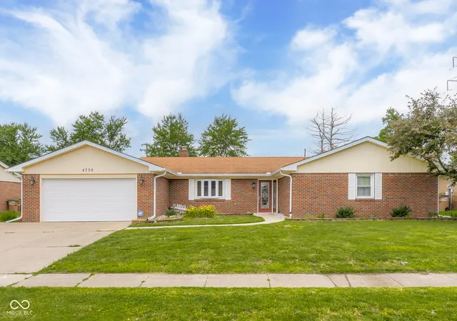 42nd image of 4730 Woodcrest Dr, Columbus, IN 47203 | MLS# 22104239