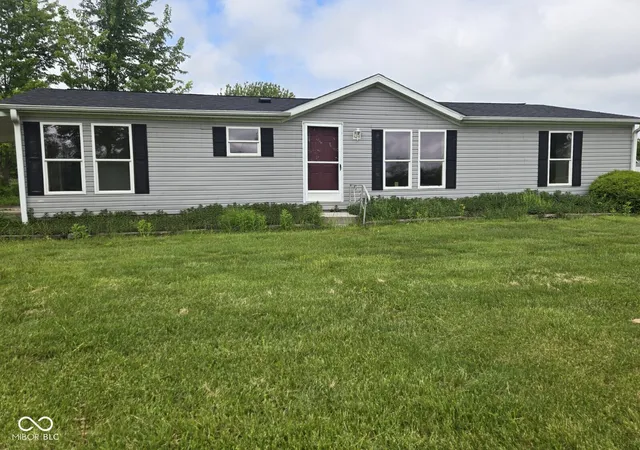 1st image of 11349 S Singhurst St, Terre Haute, IN 47802 | MLS# 22104241