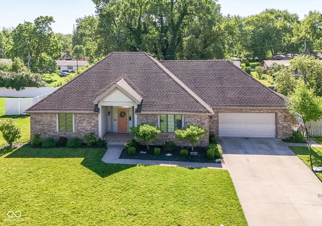 1st image of 613 S Miramar Wy, Muncie, IN 47304 | MLS# 22104256