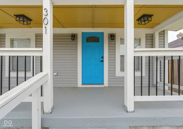 Photo 2 of Single family home for sale at 301 Leeds Ave, Indianapolis, IN 46201 | MLS# 22104275 | Listing updated on 2026-09-12