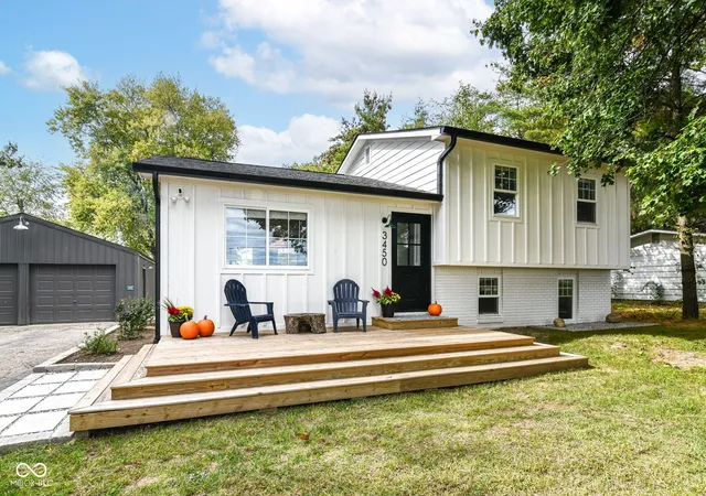 Homes for sale in Whitestown, IN | 3450 S 575 E, Whitestown, IN 46075 | MLS# 22104307