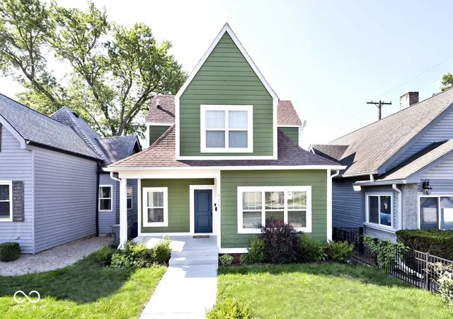 Photo 4 of Single family home for sale at 519 Parkway Ave, Indianapolis, IN 46203 | MLS# 22104310 | Listing updated on 2026-10-06