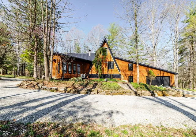 1st image of 123 Empire Ln, Bedford, IN 47421 | MLS# 22104328