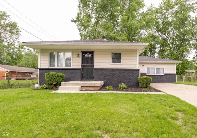 2nd image of 2248 Dupont Ct, Indianapolis, IN 46229 | MLS# 22104384