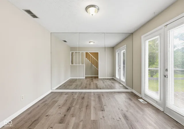 4th image of 436 Orchardview Ct, Greenwood, IN 46142 | MLS# 22104400