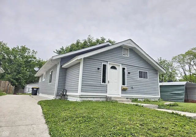 1st image of 1720 Johnson Ave, Anderson, IN 46016 | MLS# 22104450