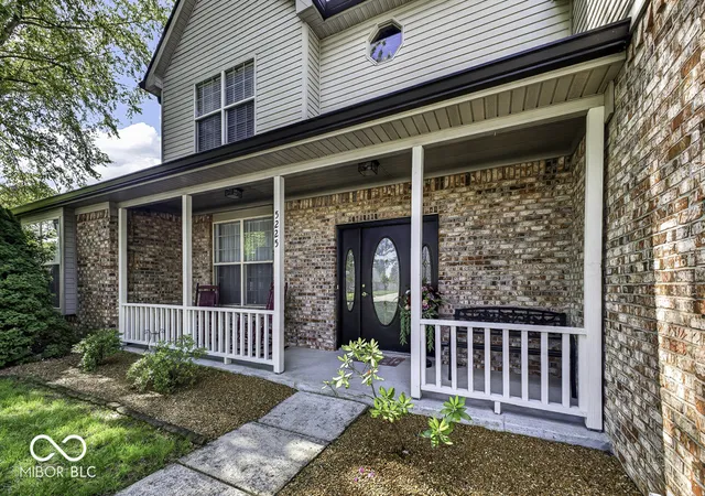 4th image of 5225 W Stonehaven Ln, New Palestine, IN 46163 | MLS# 22104493