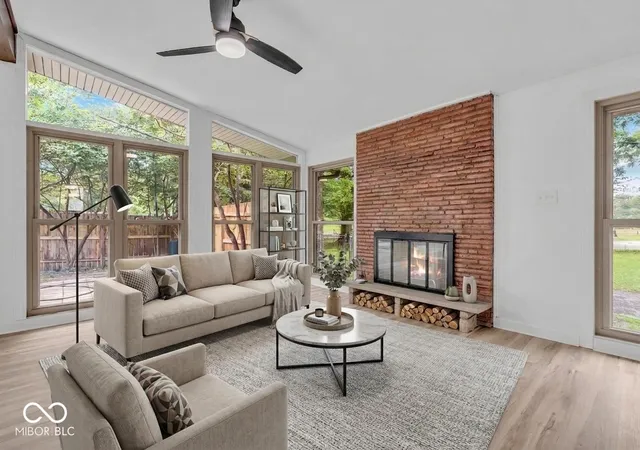 Photo 3 of Single family home for sale at 9105 Washington Blvd, Indianapolis, IN 46240 | MLS# 22104521 | Listing updated on 2026-10-28