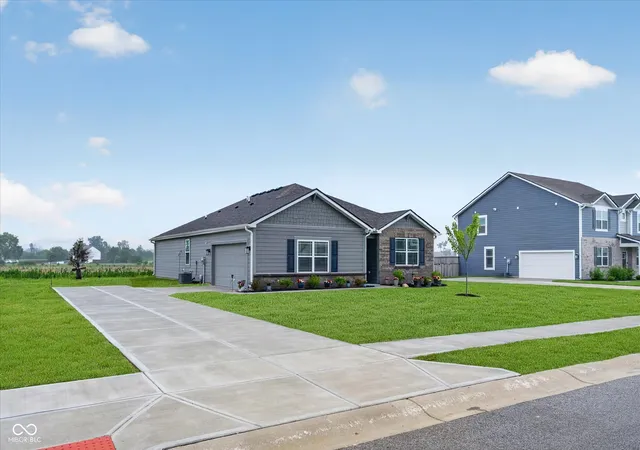 2nd image of 7920 Magnolia St, New Palestine, IN 46163 | MLS# 22104524