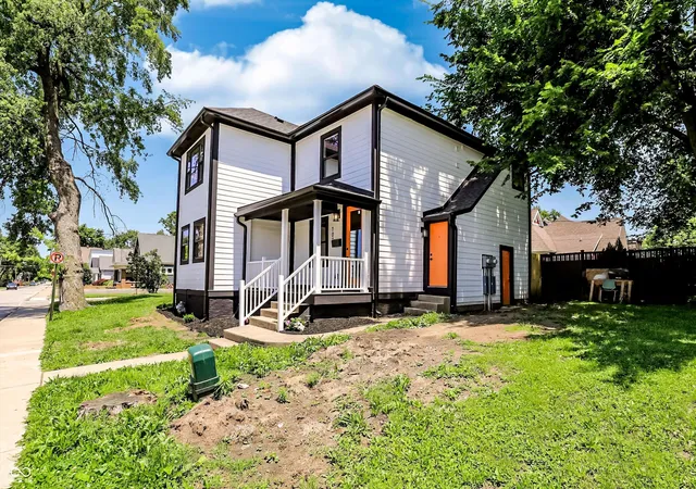 5th image of 1009 Laurel St, Indianapolis, IN 46203 | MLS# 22104557