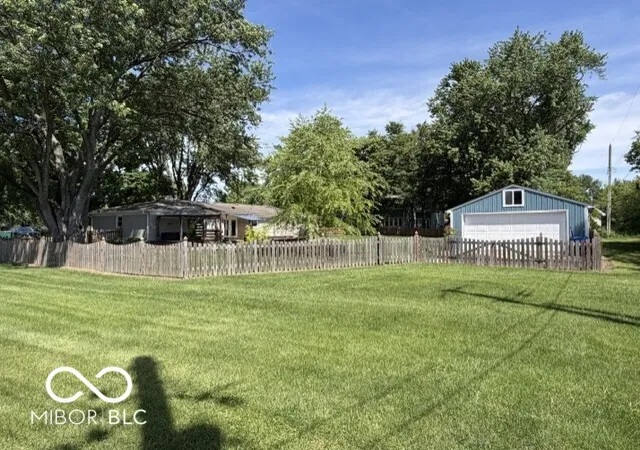 Photo 3 of Sale Pending at 12602 Markay Dr, Fishers, IN 46038 | MLS# 22104597 | Listing updated on 2026-09-12