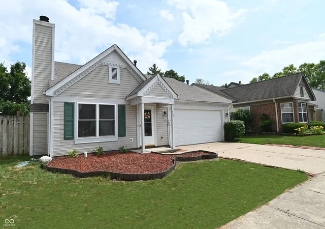 Photo 1 of Sale Pending at 347 Lake Ridge Ln, Greenwood, IN 46142 | MLS# 22104605 | Listing updated on 2026-09-27