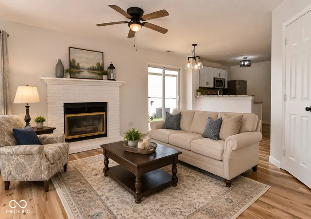 Photo 2 of Sale Pending at 347 Lake Ridge Ln, Greenwood, IN 46142 | MLS# 22104605 | Listing updated on 2026-09-27