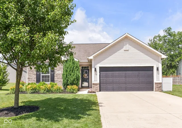 Homes for sale in Sheridan, IN | 1410 Bigleaf Cir, Sheridan, IN 46069 | MLS# 22104614