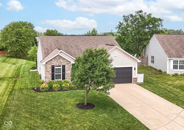 Homes for sale in Sheridan, IN | 1410 Bigleaf Cir, Sheridan, IN 46069 | MLS# 22104614