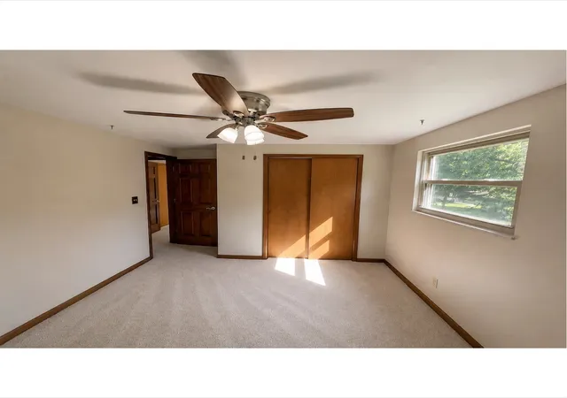 Photo 4 of Single family home for sale at 7855 Bluff Rd, Indianapolis, IN 46217 | MLS# 22104640 | Listing updated on 2026-10-06