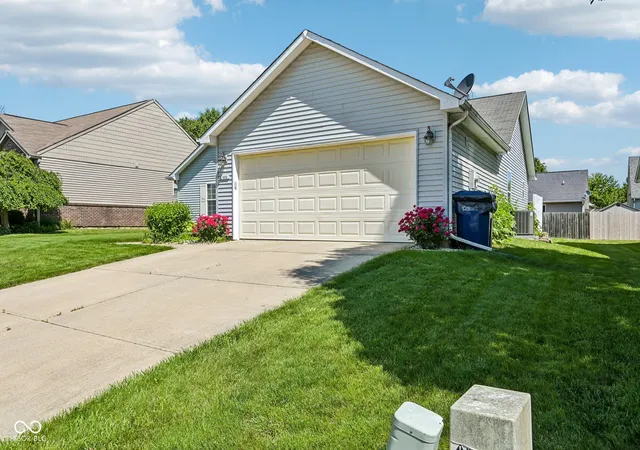 Homes for sale in Cicero, IN | 1010 Gallium Dr, Cicero, IN 46034 | MLS# 22104654