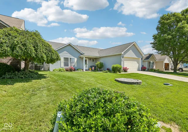 Homes for sale in Cicero, IN | 1010 Gallium Dr, Cicero, IN 46034 | MLS# 22104654
